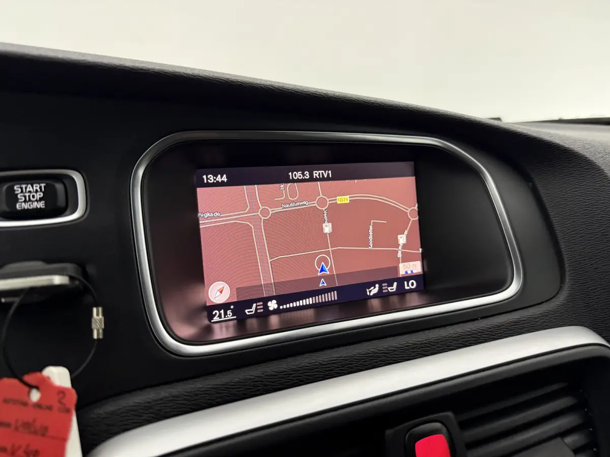 2.0 T4 Business Sport R-Design 191PK | Pano | Virtual | Camera | Cruise | Navi | Clima | LED | Parkeersens.