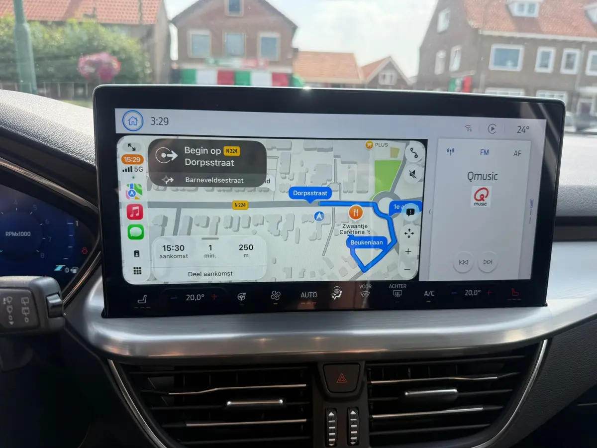 1.0 EcoBoost Hybrid Titanium X, Apple Carplay/Android,Navigatie,Stuurverwarming,Stoelverwarming