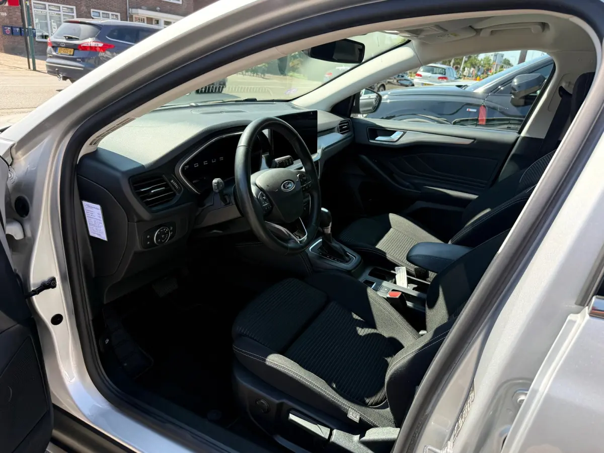 1.0 EcoBoost Hybrid Titanium X, Apple Carplay/Android,Navigatie,Stuurverwarming,Stoelverwarming