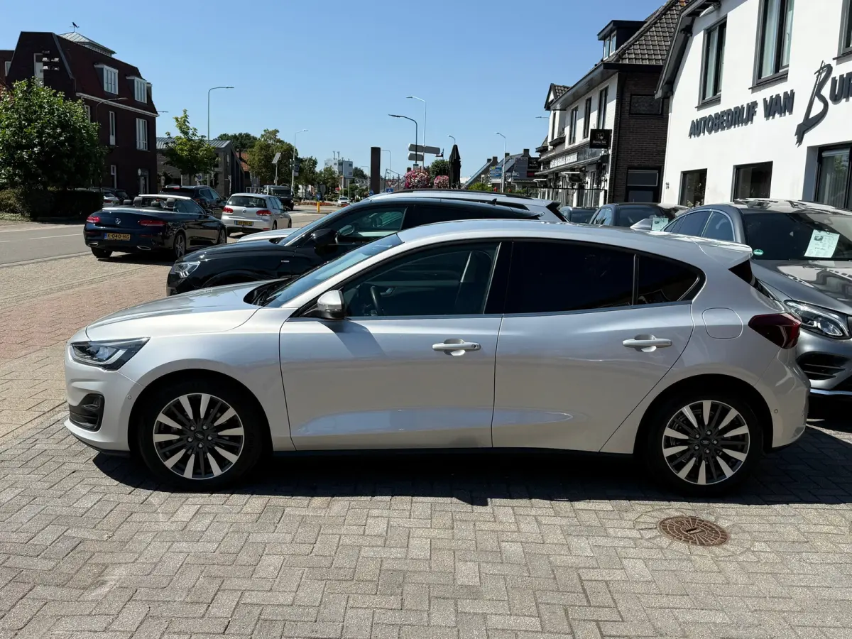 1.0 EcoBoost Hybrid Titanium X, Apple Carplay/Android,Navigatie,Stuurverwarming,Stoelverwarming