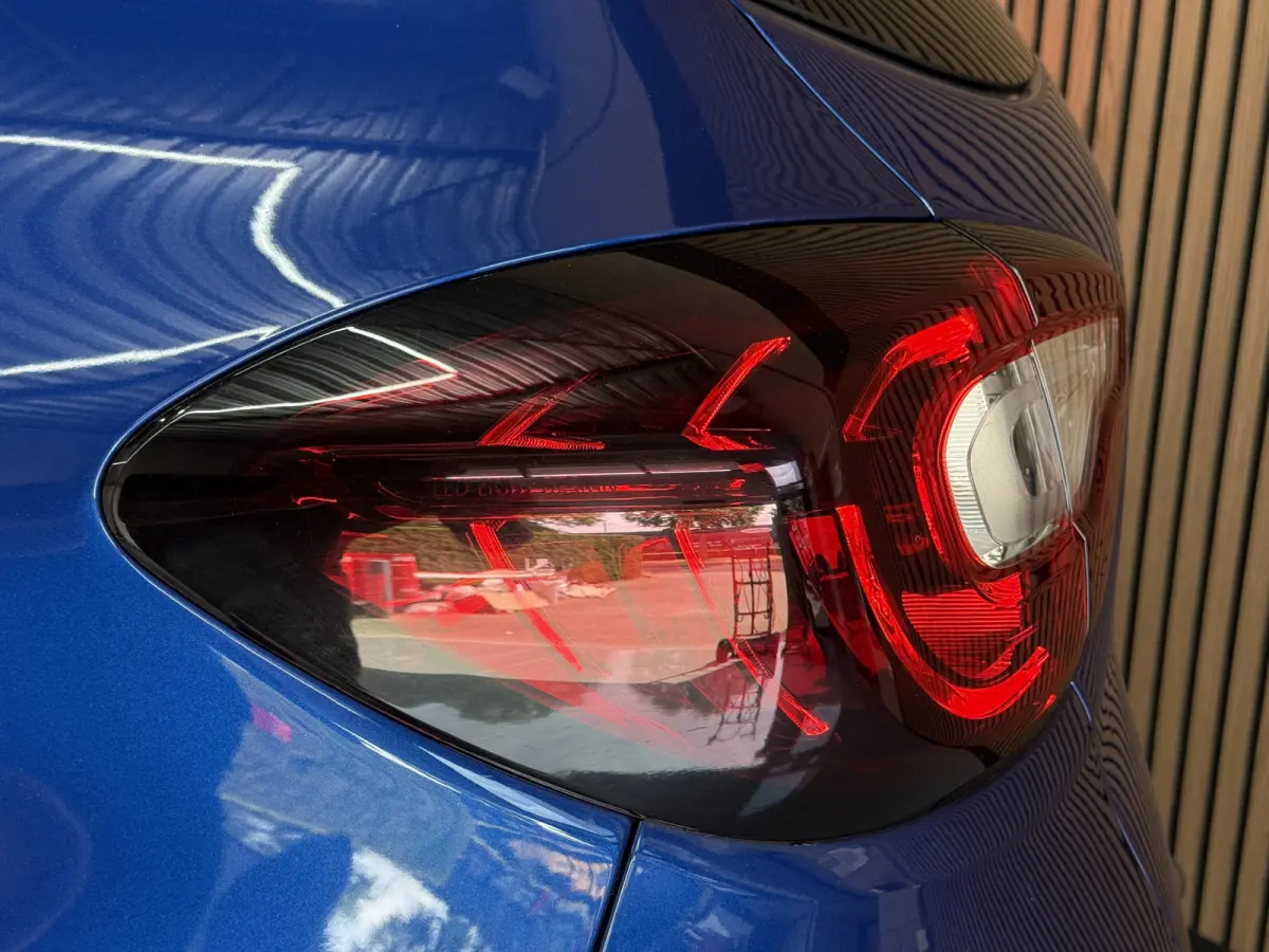 1.3 TCe 150pk Version S | R-Link Navi | 17" | Clima | Stoelverwarming | Camera | Led | 100% Dealer onderhouden!