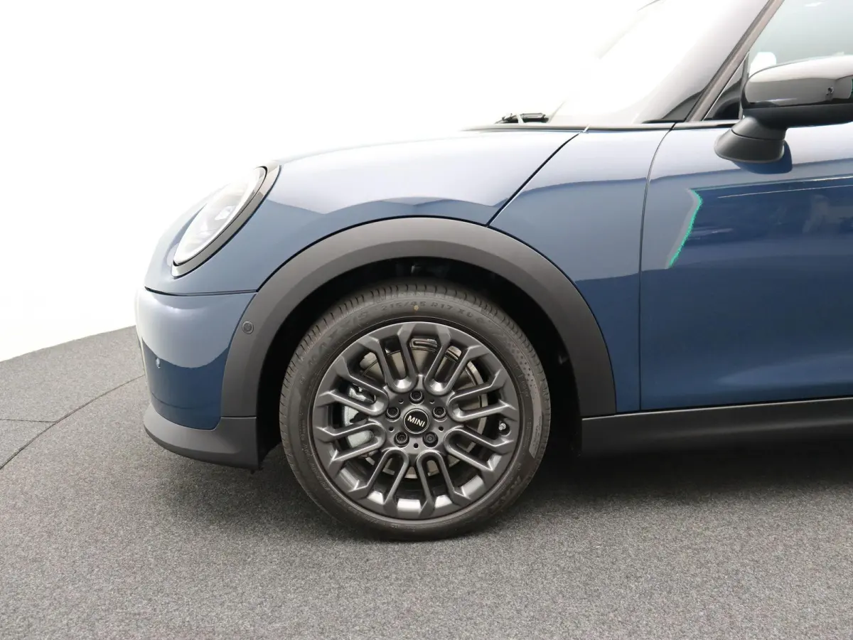 1.5 Cooper C Favoured M