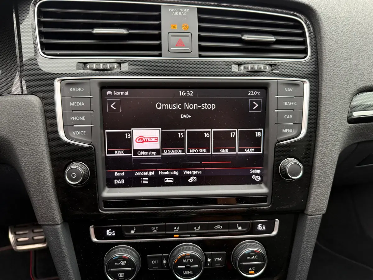 2.0 TSI GTI Performance, NAP,Panoramadak,Stoelverwarming, Leder,19 Inch.L.M.Velgen