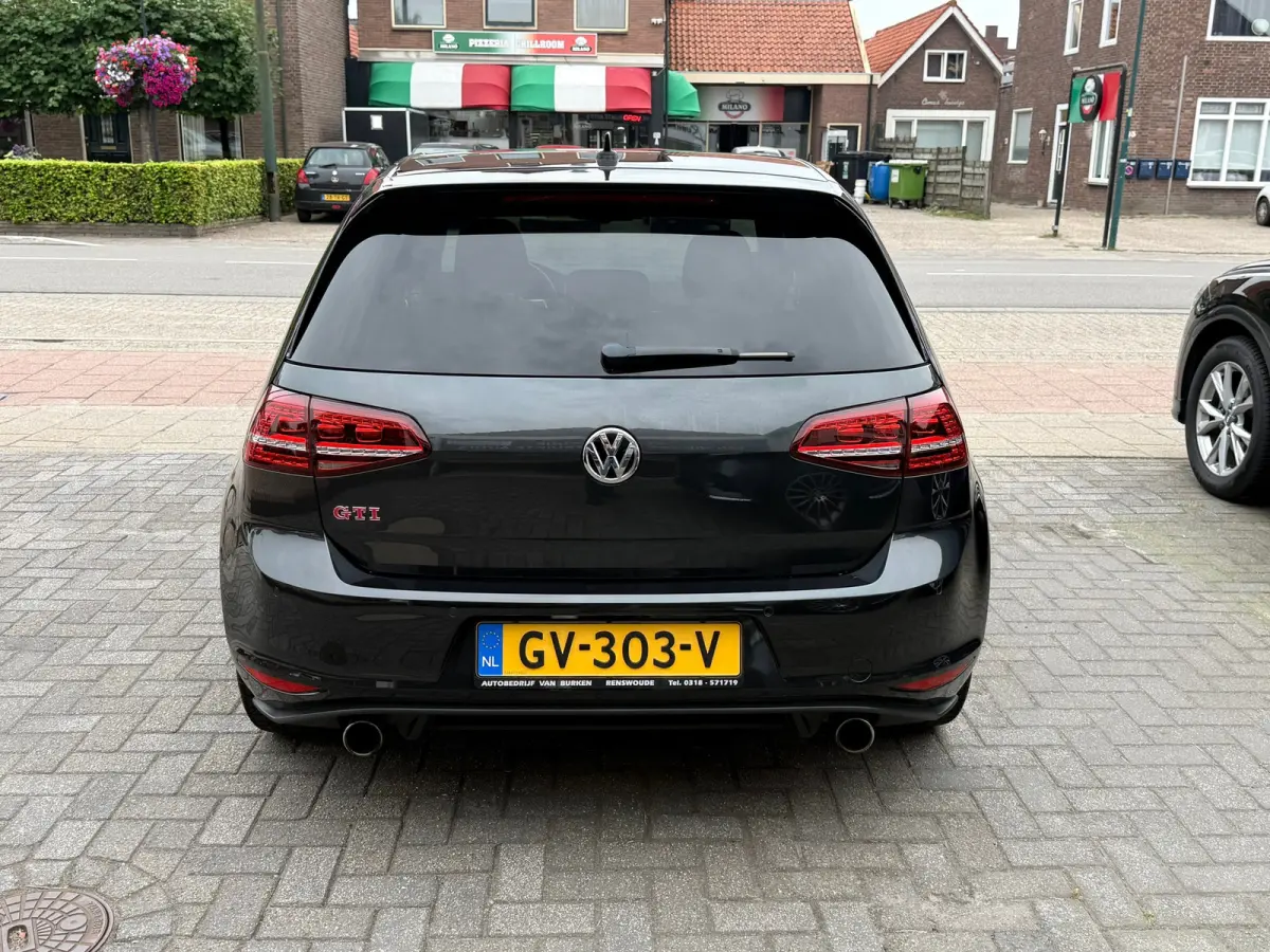 2.0 TSI GTI Performance, NAP,Panoramadak,Stoelverwarming, Leder,19 Inch.L.M.Velgen