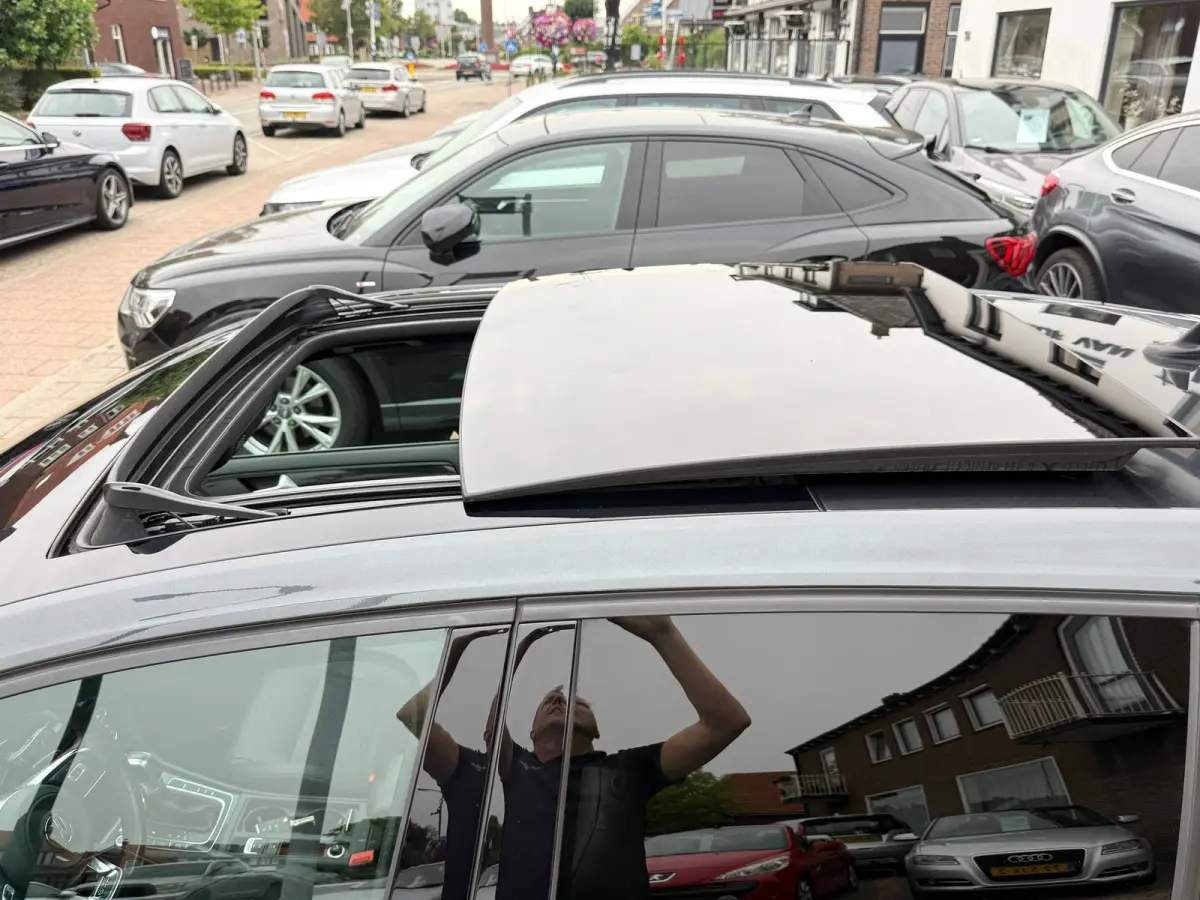 2.0 TSI GTI Performance, NAP,Panoramadak,Stoelverwarming, Leder,19 Inch.L.M.Velgen