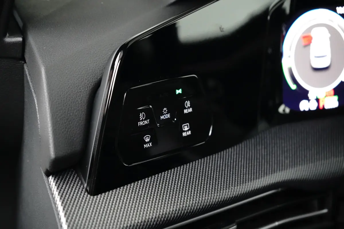 1.5 TSI eHybrid 272PK GTE | Achteruitrijcamera | Dode-hoek detectie | Elektrische stoel met geheugen | Schuif-kanteldak | Head-up | Trekhaak wegklapbaar | VERLENGDE GARANTIE
