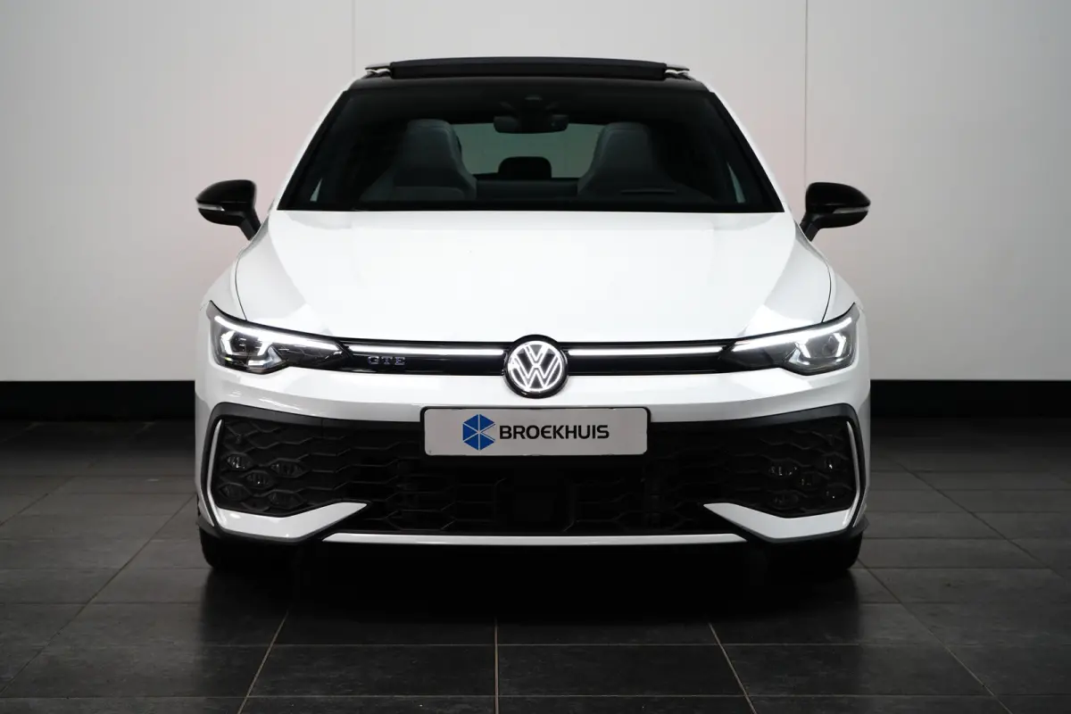 1.5 TSI eHybrid 272PK GTE | Achteruitrijcamera | Dode-hoek detectie | Elektrische stoel met geheugen | Schuif-kanteldak | Head-up | Trekhaak wegklapbaar | VERLENGDE GARANTIE