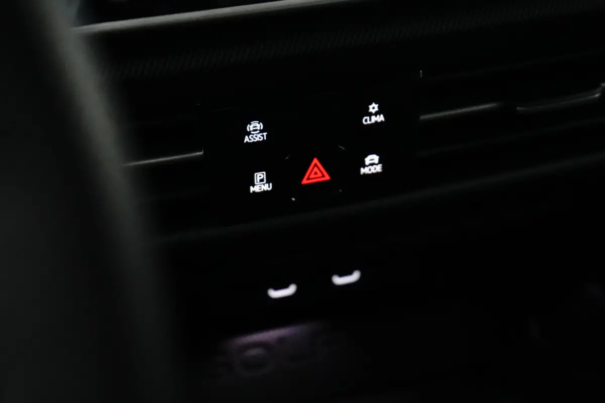 1.5 TSI eHybrid 272PK GTE | Achteruitrijcamera | Dode-hoek detectie | Elektrische stoel met geheugen | Schuif-kanteldak | Head-up | Trekhaak wegklapbaar | VERLENGDE GARANTIE