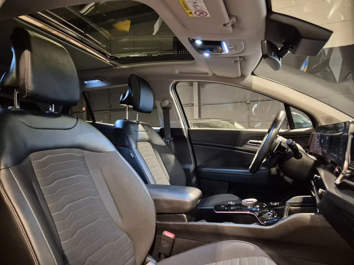 1.6 T Plug-in Hybride - 265pk - 4WD - Panoramadak - Dealeronderh - Stoel en Stuurverw - Camera - Rijklaar !