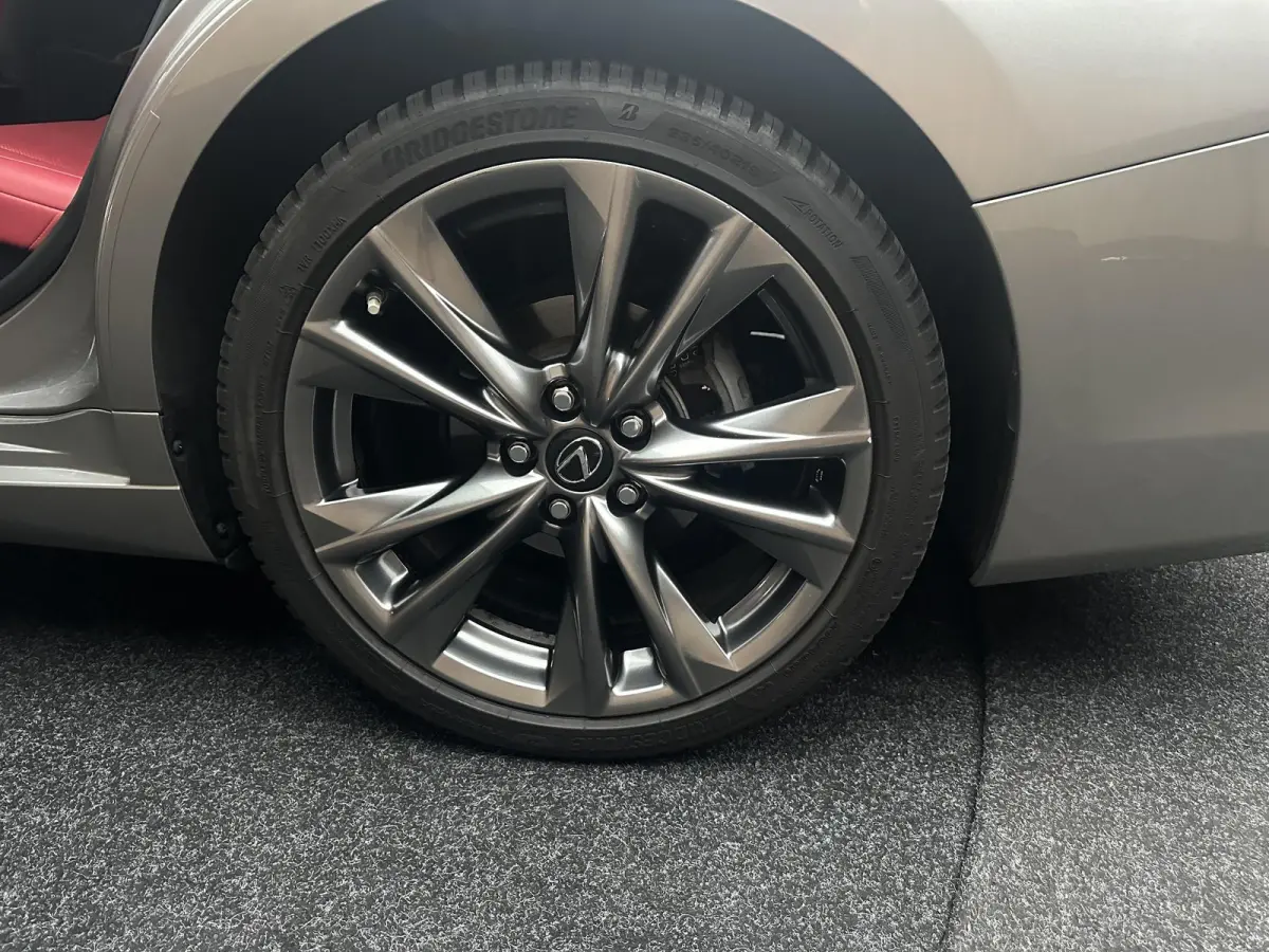 F Sport Premium