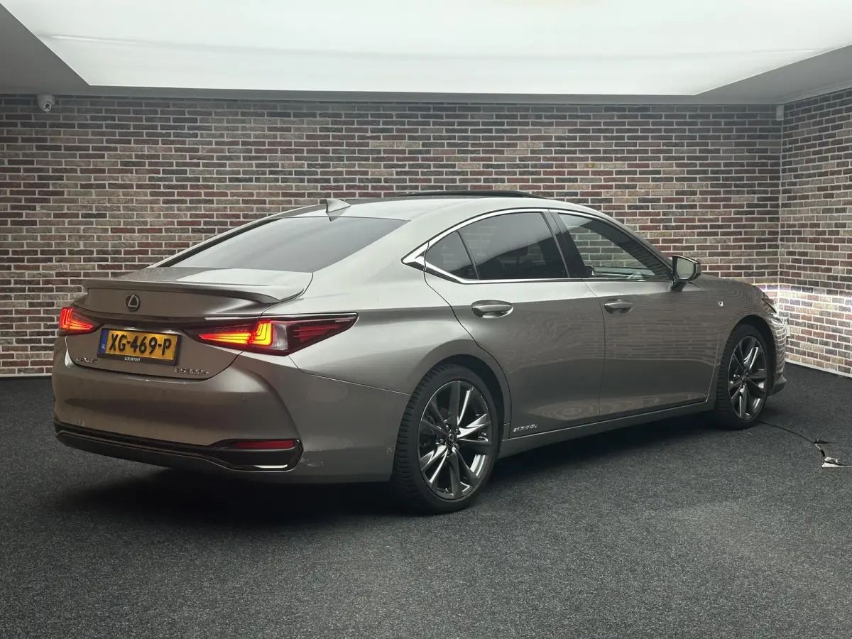 F Sport Premium