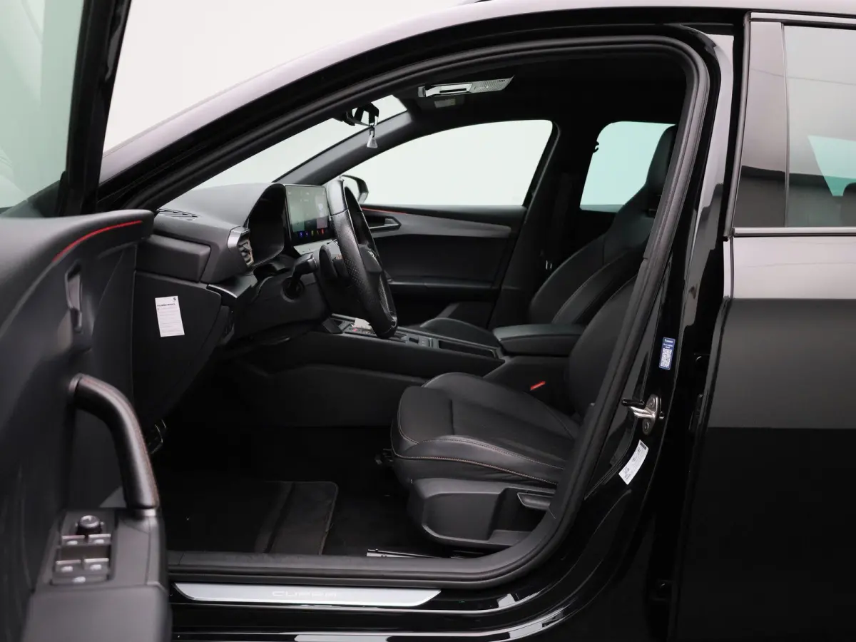 1.4 e-Hybrid VZ Copper Edition | PANORAMADAK | NAVIGATIE | STOELVERWARMING | CLIMATE CONTROL
