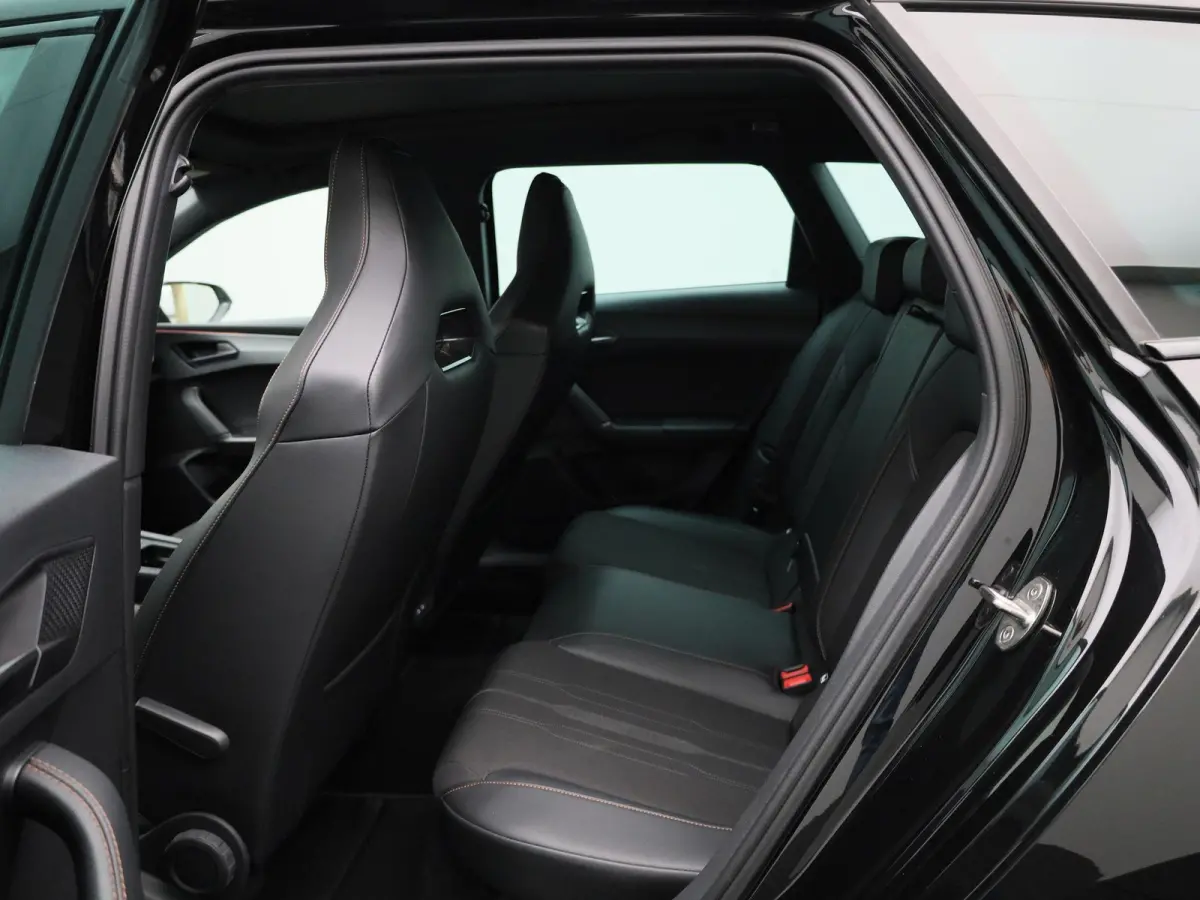 1.4 e-Hybrid VZ Copper Edition | PANORAMADAK | NAVIGATIE | STOELVERWARMING | CLIMATE CONTROL