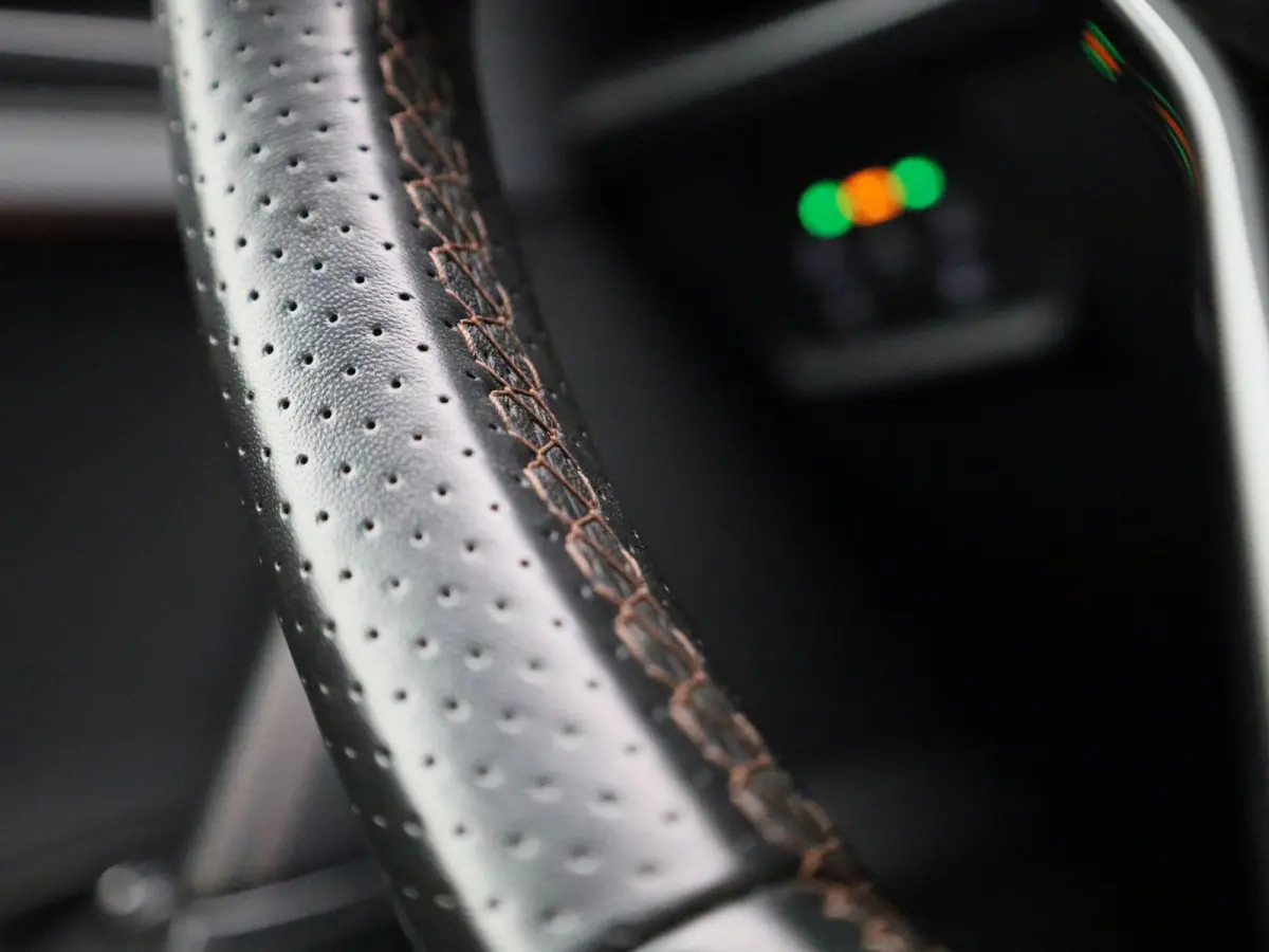 1.4 e-Hybrid VZ Copper Edition | PANORAMADAK | NAVIGATIE | STOELVERWARMING | CLIMATE CONTROL