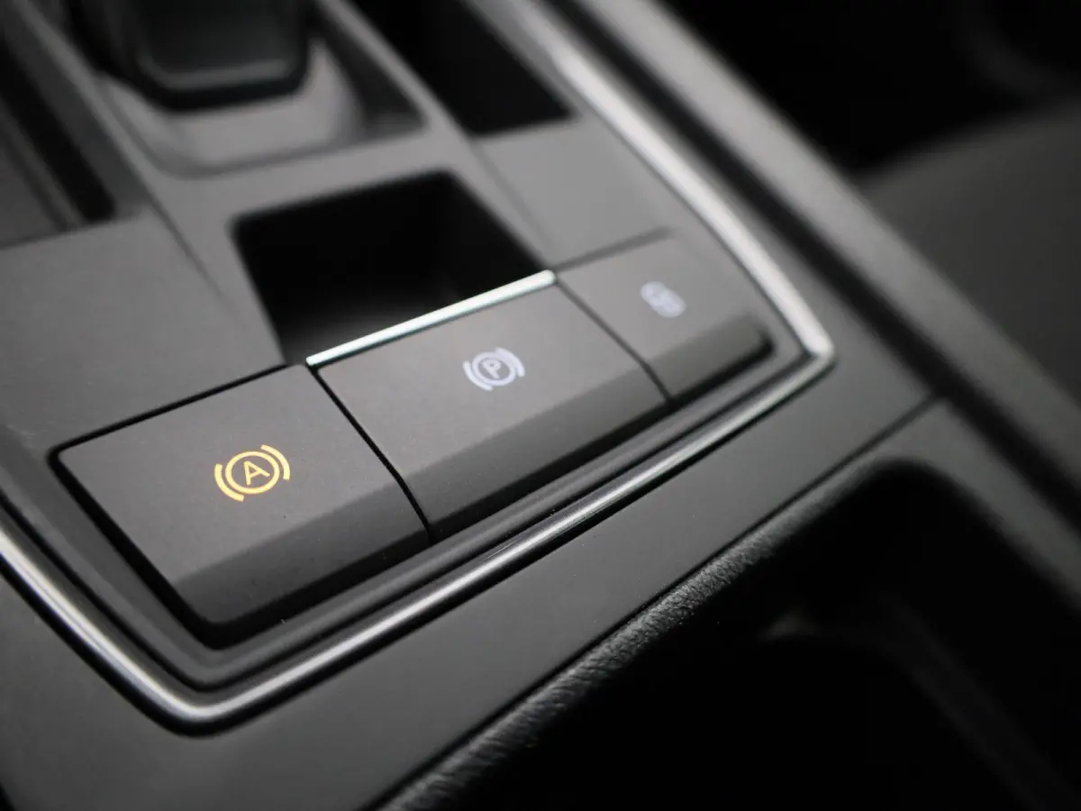1.4 e-Hybrid VZ Copper Edition | PANORAMADAK | NAVIGATIE | STOELVERWARMING | CLIMATE CONTROL