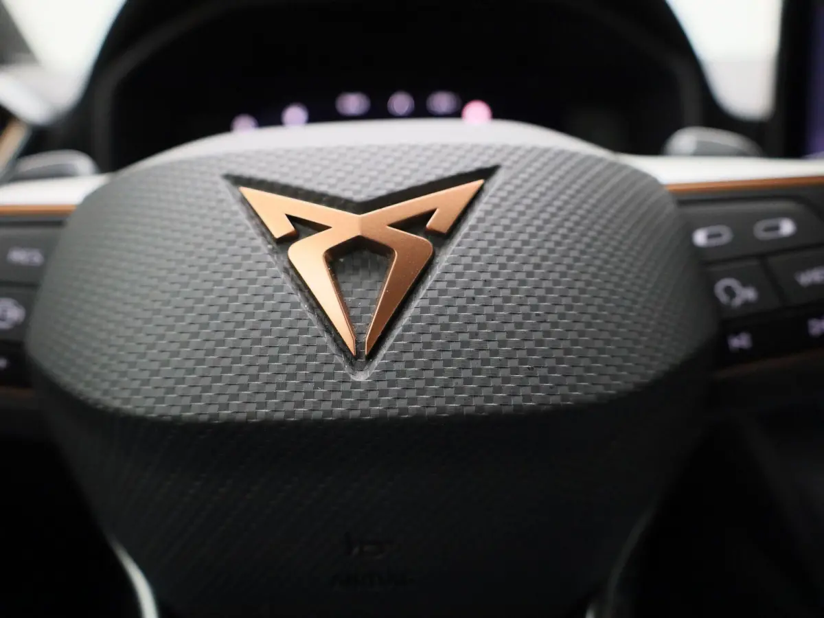 1.4 e-Hybrid VZ Copper Edition | PANORAMADAK | NAVIGATIE | STOELVERWARMING | CLIMATE CONTROL