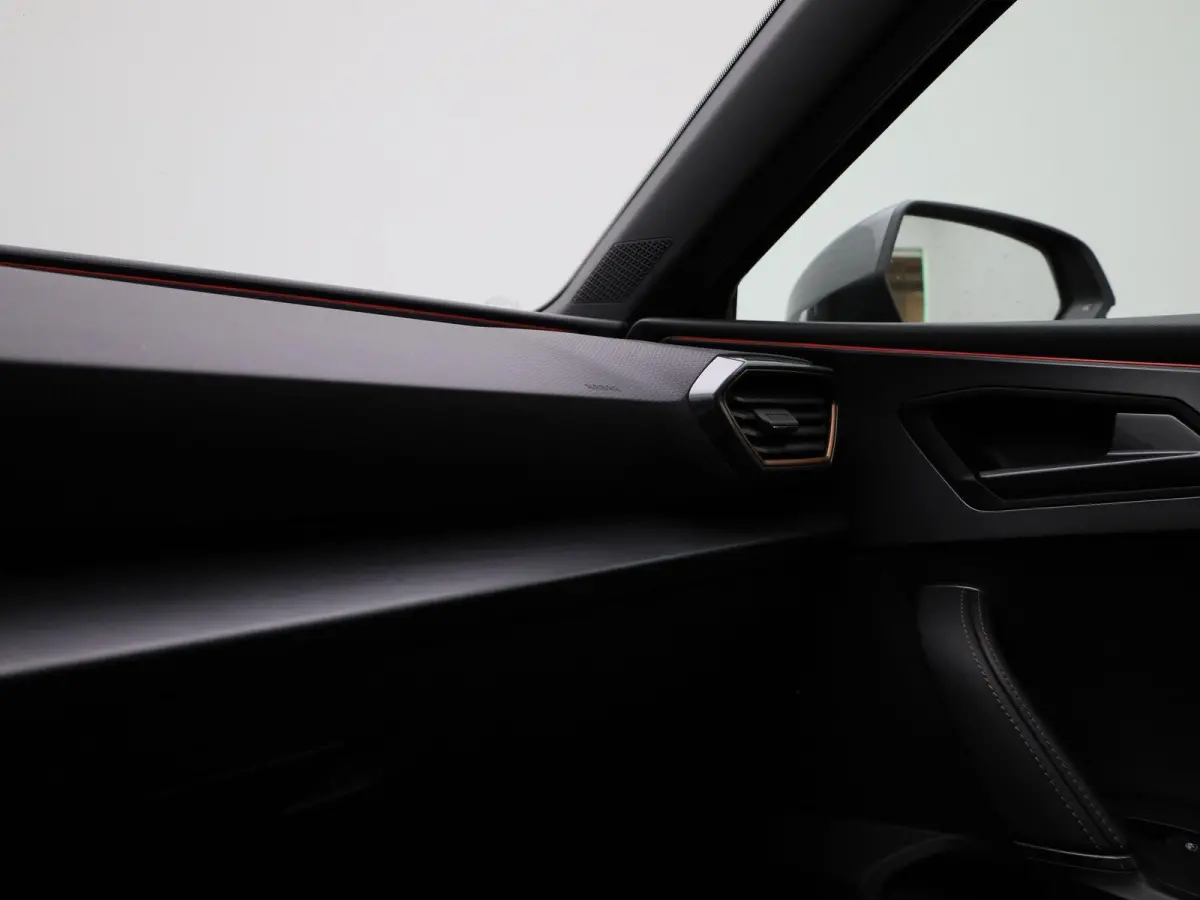 1.4 e-Hybrid VZ Copper Edition | PANORAMADAK | NAVIGATIE | STOELVERWARMING | CLIMATE CONTROL