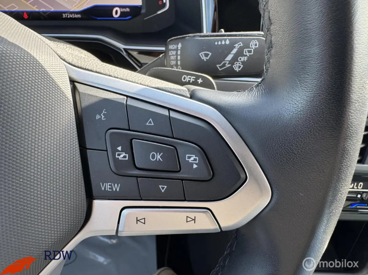 1.5 TSI R-Line IQ-LIGHT/VIRTUAL/CARPLAY/KEYLESS