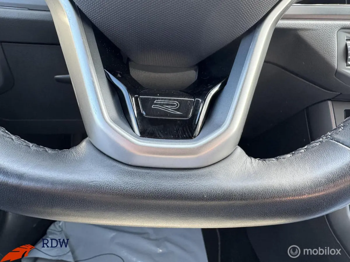 1.5 TSI R-Line IQ-LIGHT/VIRTUAL/CARPLAY/KEYLESS