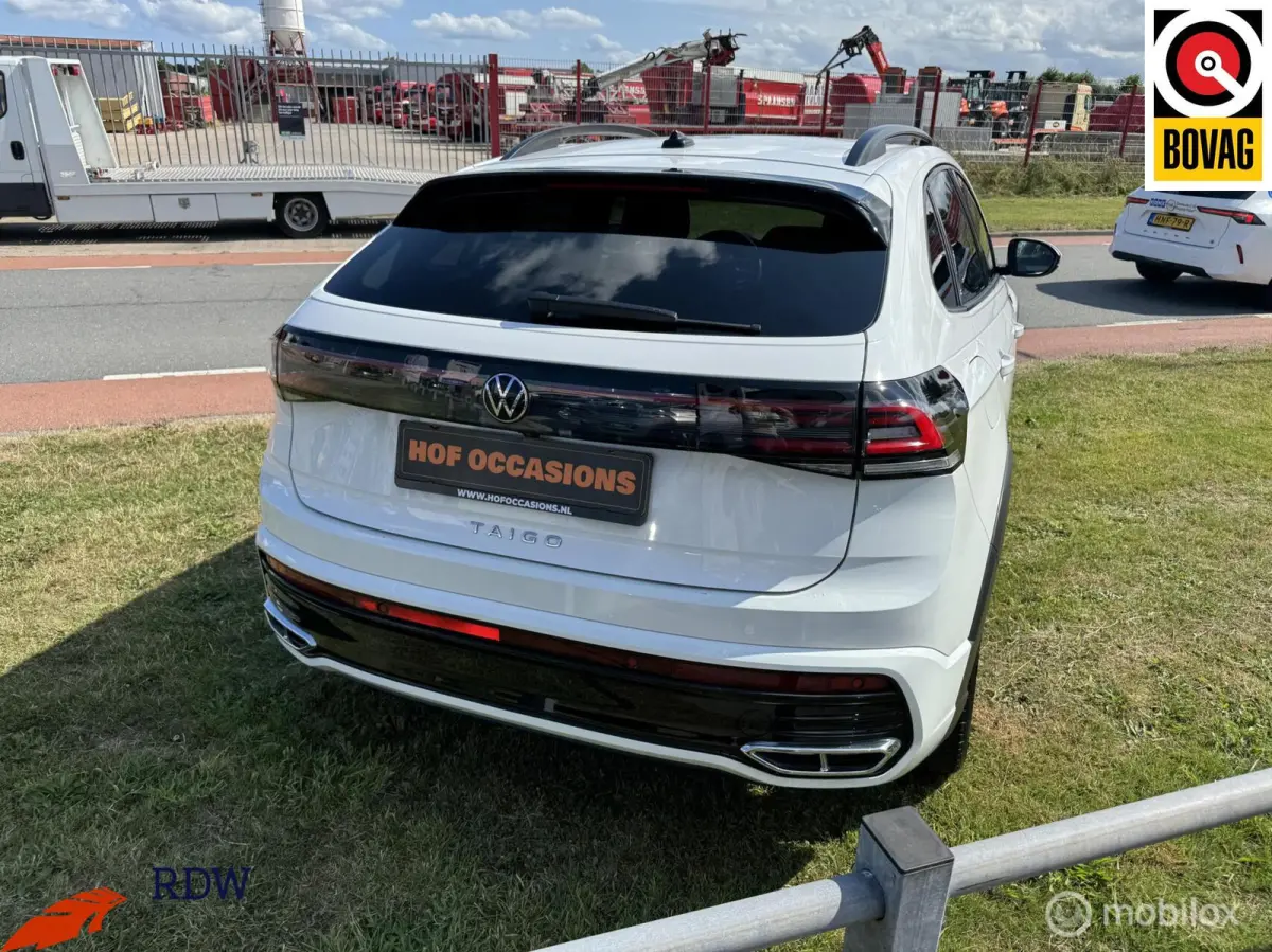 1.5 TSI R-Line IQ-LIGHT/VIRTUAL/CARPLAY/KEYLESS