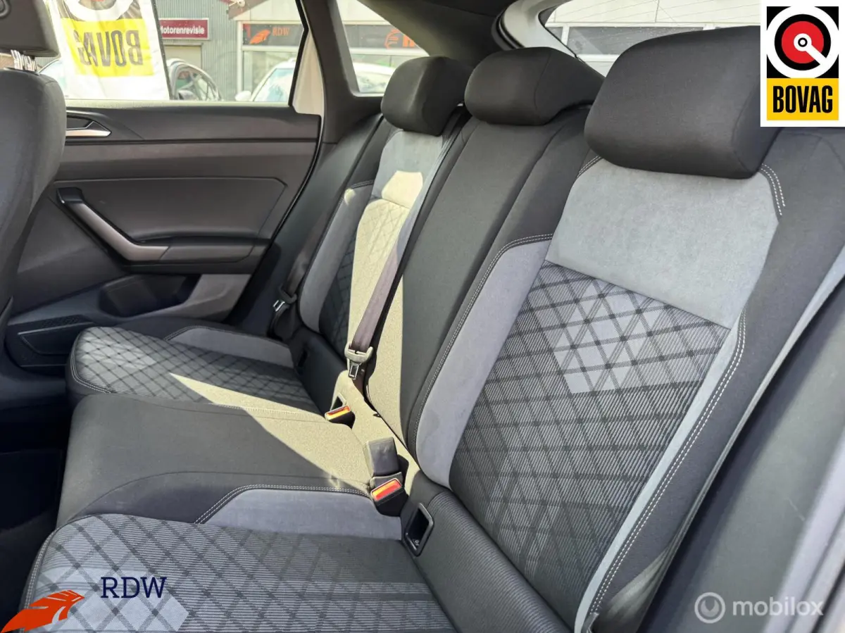 1.5 TSI R-Line IQ-LIGHT/VIRTUAL/CARPLAY/KEYLESS