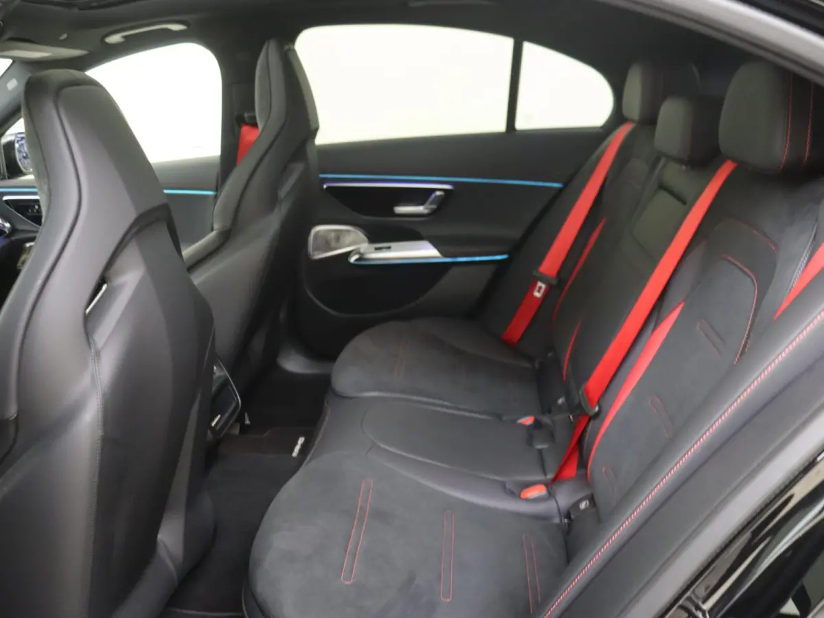 AMG 53 4MATIC+ Night Edition / Panoramadak/ Night 1+2/ DYNAMIC PLUS/ SUPERSCREEN/ 21 inch/ Perf. Stoelen