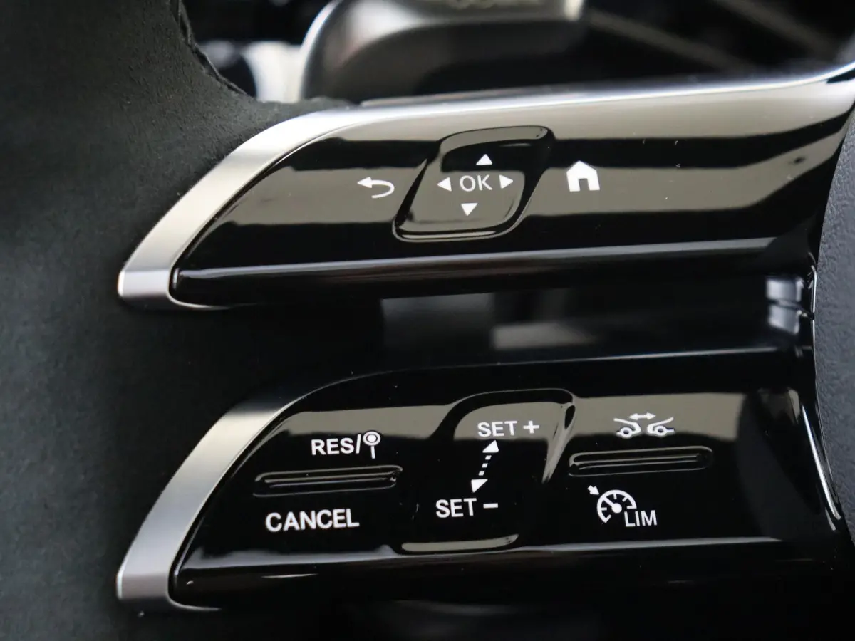 AMG 53 4MATIC+ Night Edition / Panoramadak/ Night 1+2/ DYNAMIC PLUS/ SUPERSCREEN/ 21 inch/ Perf. Stoelen