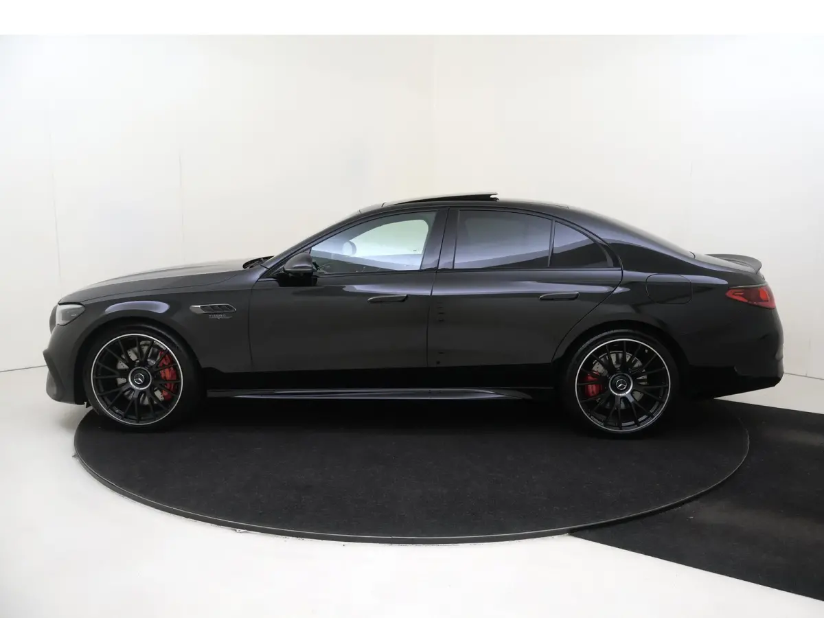AMG 53 4MATIC+ Night Edition / Panoramadak/ Night 1+2/ DYNAMIC PLUS/ SUPERSCREEN/ 21 inch/ Perf. Stoelen