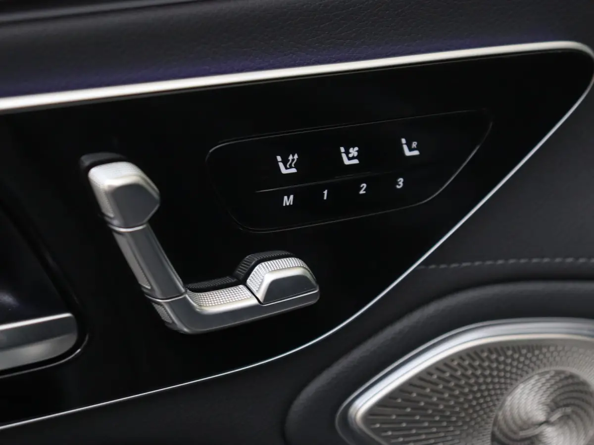 580 4MATIC AMG Line 108 kWh Rear Executive / Panoramadak / Luchtvering / Burmester / Achterasbesturing / Memory / Massage / 360 Camera / Hyperscreen /