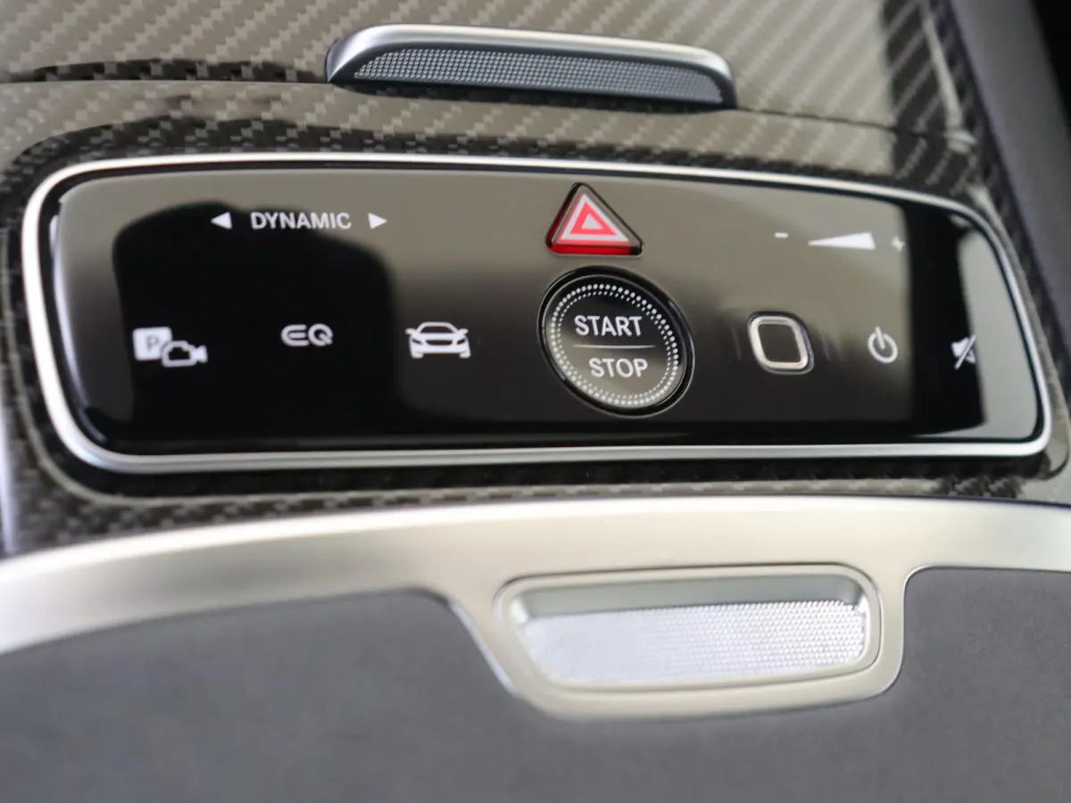 580 4MATIC AMG Line 108 kWh Rear Executive / Panoramadak / Luchtvering / Burmester / Achterasbesturing / Memory / Massage / 360 Camera / Hyperscreen /