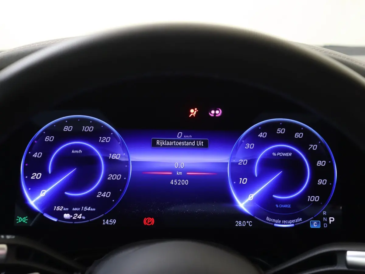 580 4MATIC AMG Line 108 kWh Rear Executive / Panoramadak / Luchtvering / Burmester / Achterasbesturing / Memory / Massage / 360 Camera / Hyperscreen /