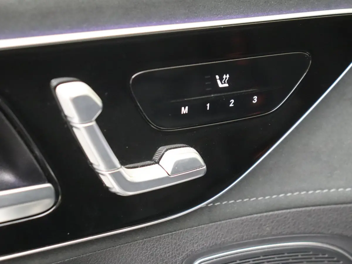 AMG 53 4MATIC+ 90 kWh / Panoramadak/ Night/ Digital Light/ Memory