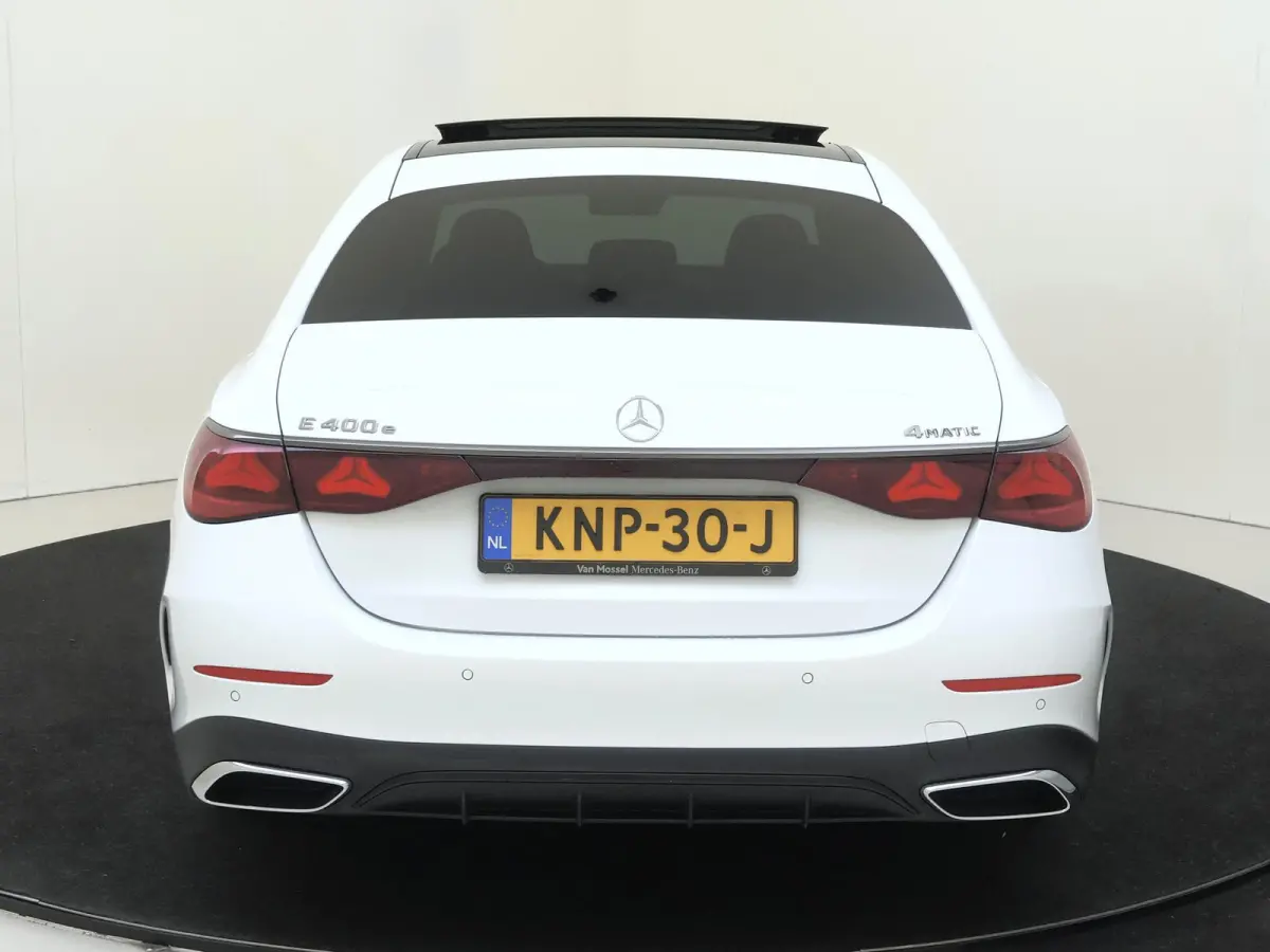 400 e 4MATIC AMG Line / Premium/ Panoramadak/ AIRMATIC/ Achterasbesturing/ SUPERSCREEN/ Nappa/ 20 inch/ Softclose/ Burmester 4D/ El. Trekhaak