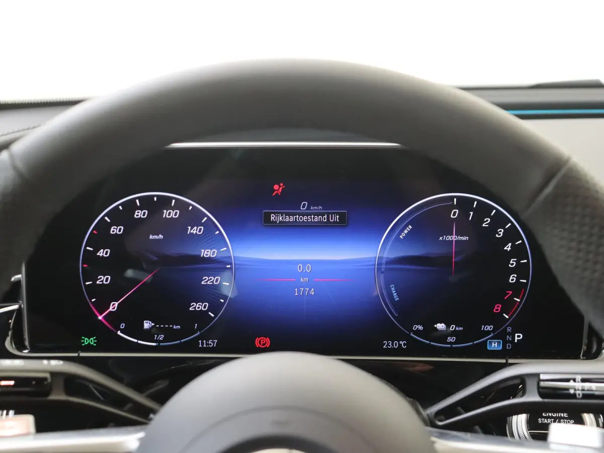 400 e 4MATIC AMG Line / Premium/ Panoramadak/ AIRMATIC/ Achterasbesturing/ SUPERSCREEN/ Nappa/ 20 inch/ Softclose/ Burmester 4D/ El. Trekhaak