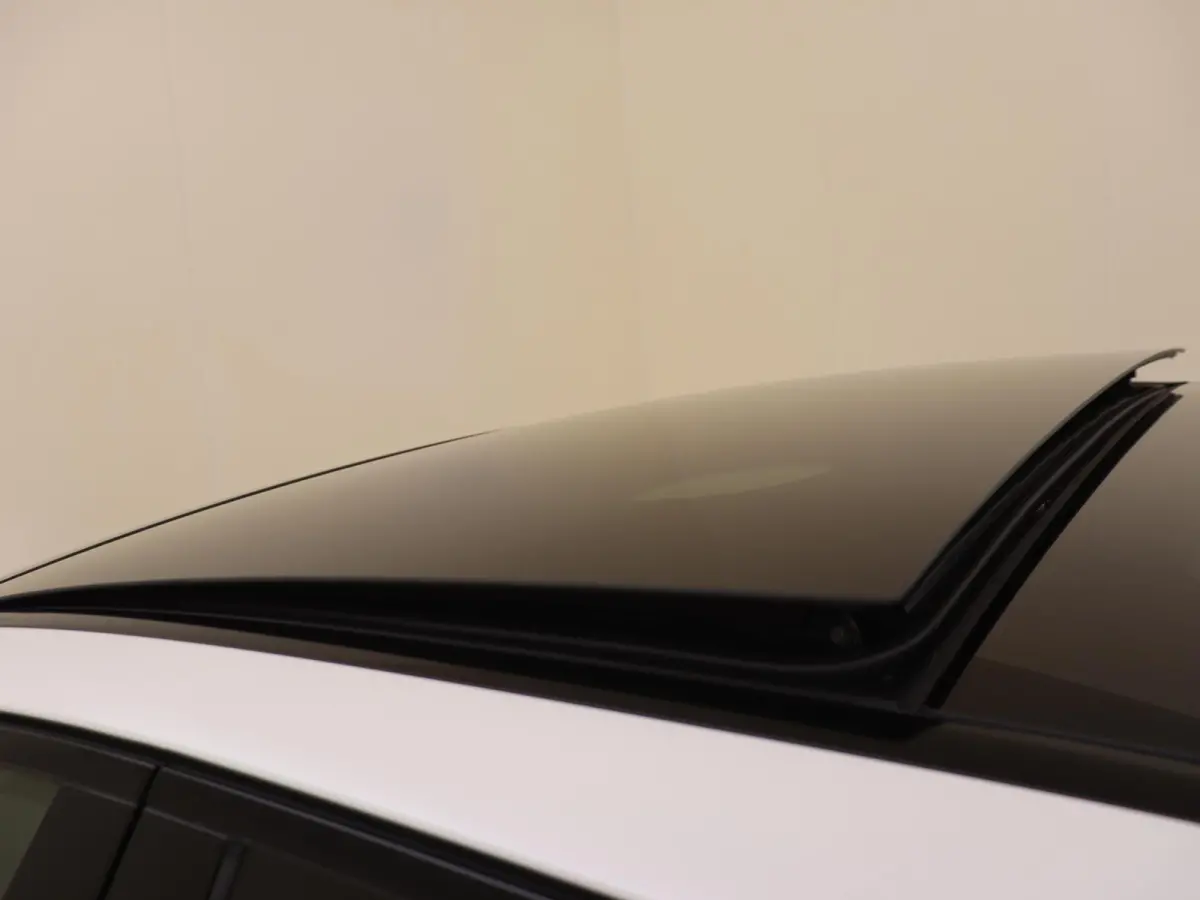 400 e 4MATIC AMG Line / Premium/ Panoramadak/ AIRMATIC/ Achterasbesturing/ SUPERSCREEN/ Nappa/ 20 inch/ Softclose/ Burmester 4D/ El. Trekhaak