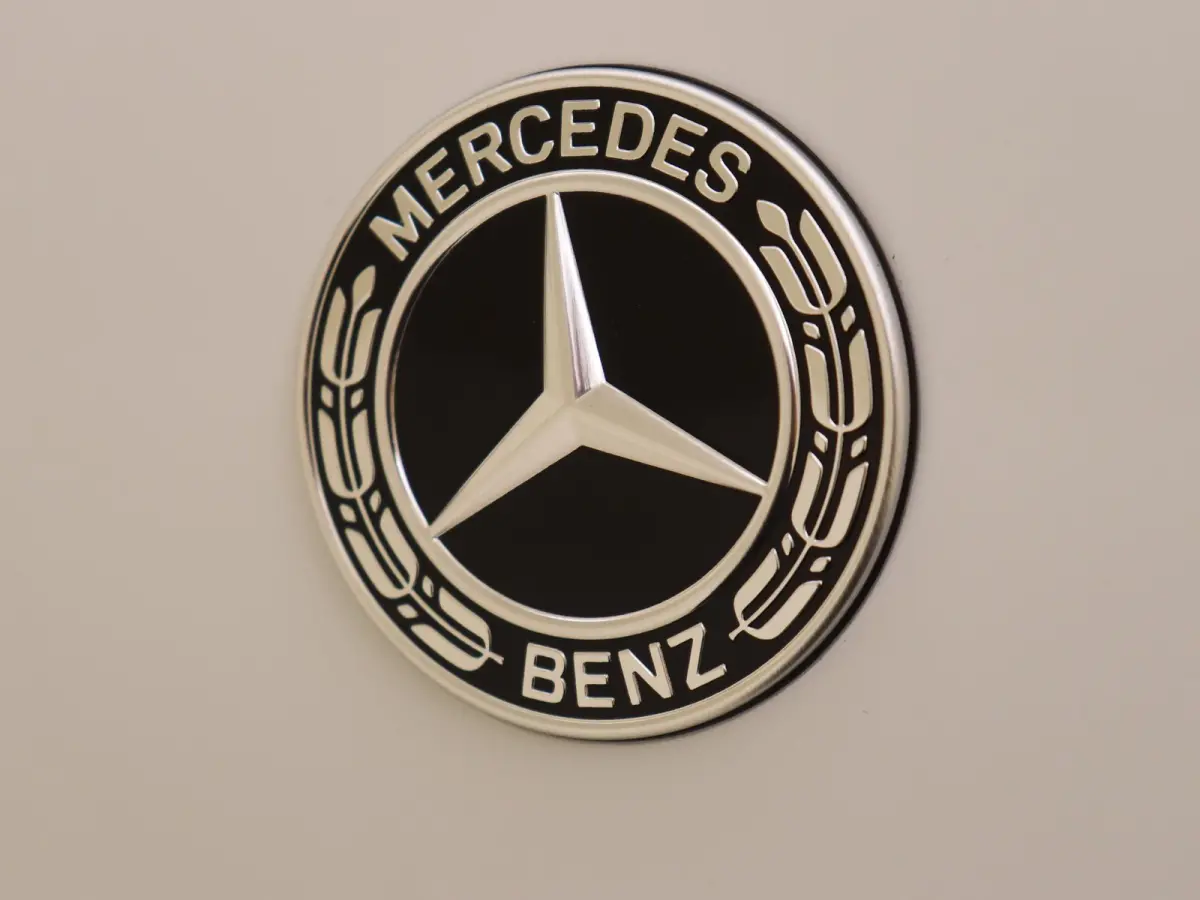 400 e 4MATIC AMG Line / Premium/ Panoramadak/ AIRMATIC/ Achterasbesturing/ SUPERSCREEN/ Nappa/ 20 inch/ Softclose/ Burmester 4D/ El. Trekhaak