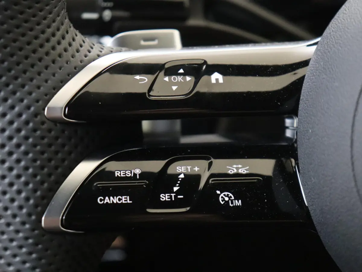 400 e 4MATIC AMG Line / Premium/ Panoramadak/ AIRMATIC/ Achterasbesturing/ SUPERSCREEN/ Nappa/ 20 inch/ Softclose/ Burmester 4D/ El. Trekhaak