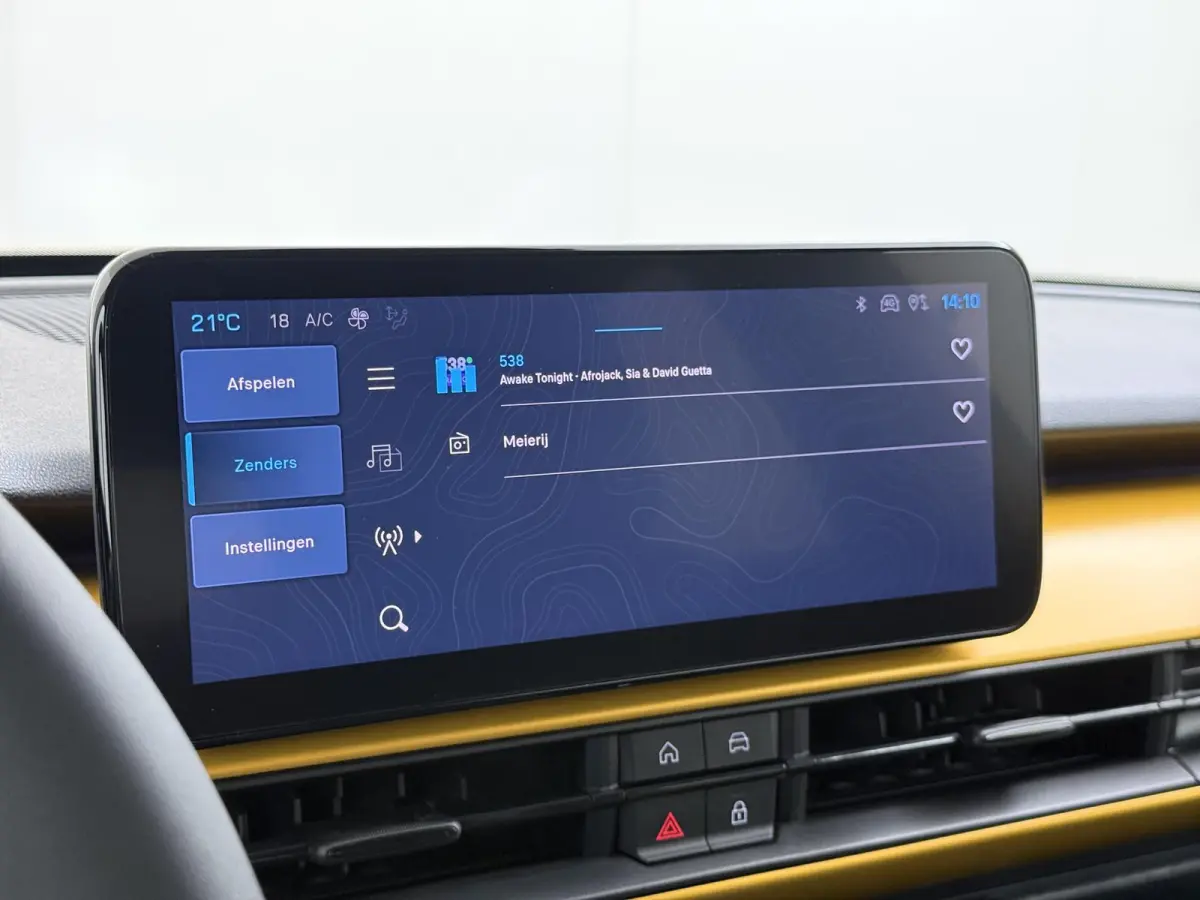 Altitude 54 kWh | Climate Control | Elek. Kofferklep | Full Map Navigatie | Apple Carplay / Android Auto | Camera | Parkeersensoren