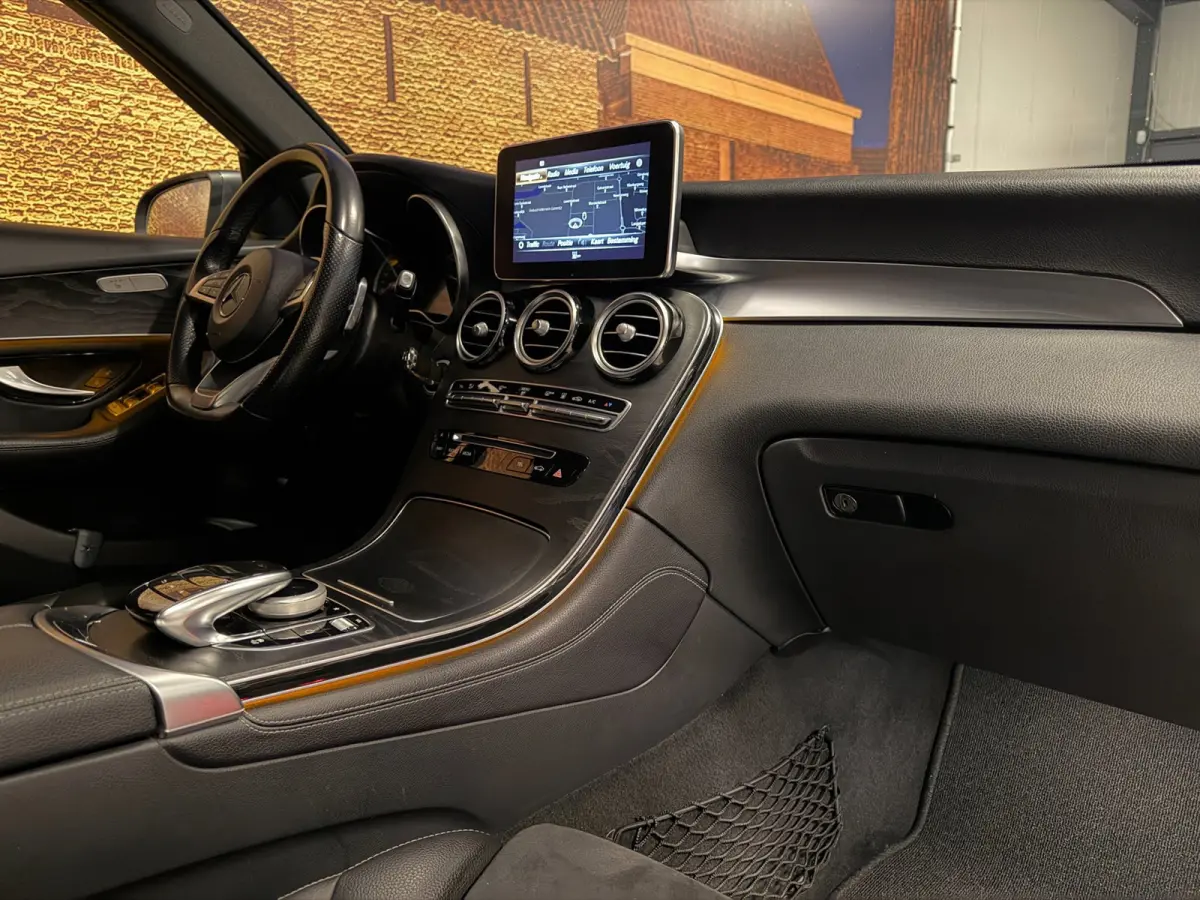 350e 4Matic AMG Panodak Burmester