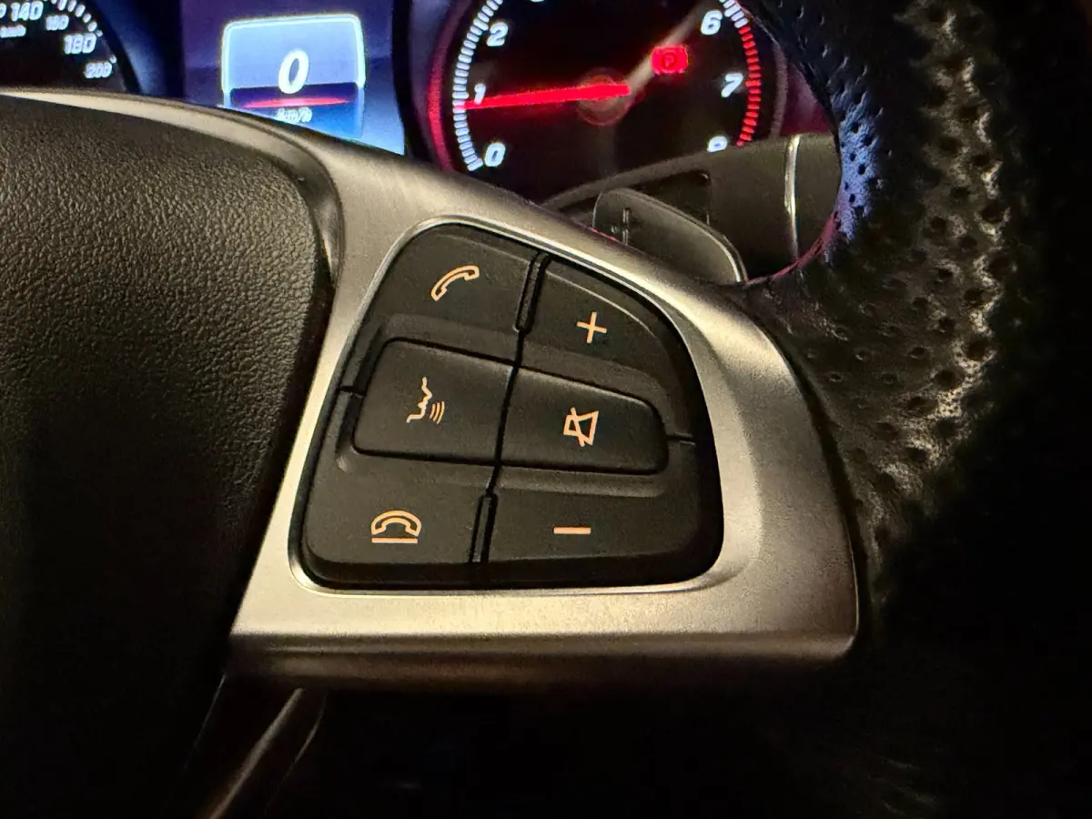 350e 4Matic AMG Panodak Burmester