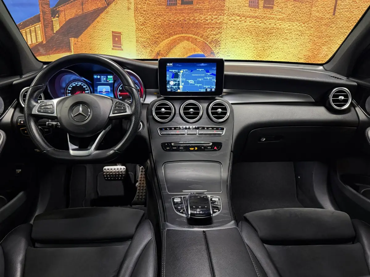 350e 4Matic AMG Panodak Burmester