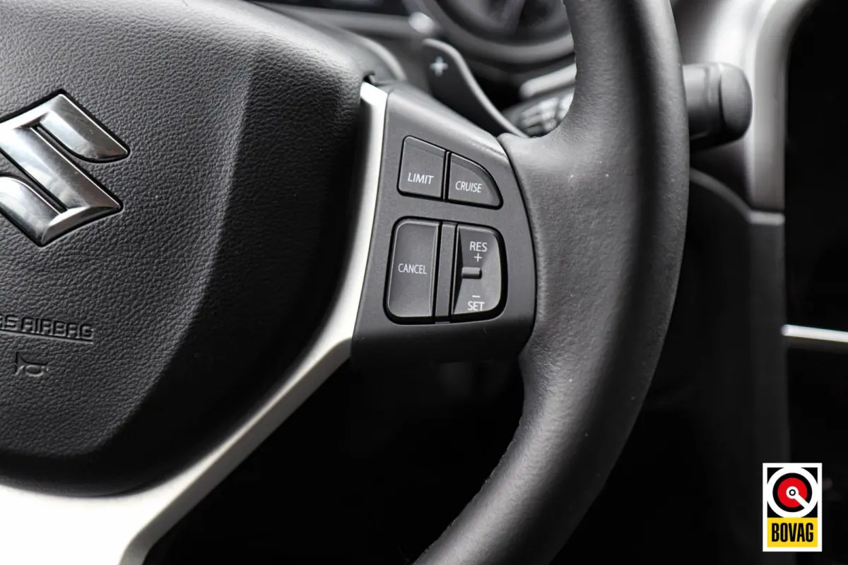 1.0 Boosterjet Select |AUTOMAAT|CAMERA|CRUISE|STOELVERWARMING!