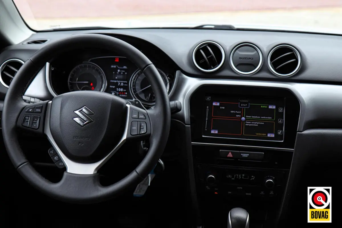 1.0 Boosterjet Select |AUTOMAAT|CAMERA|CRUISE|STOELVERWARMING!