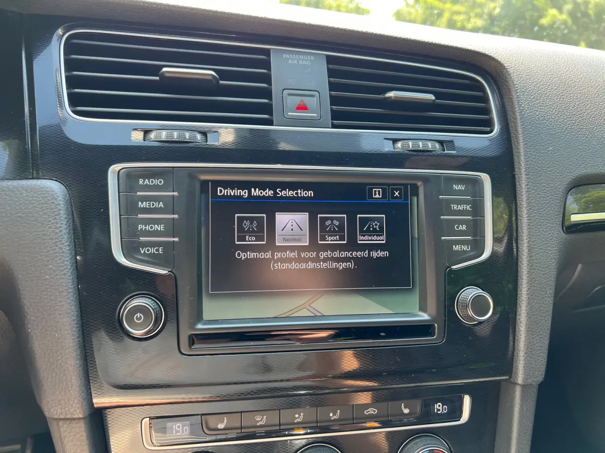 2.0 TDI GTD | Cruise + Clima + Navi + Soundbox