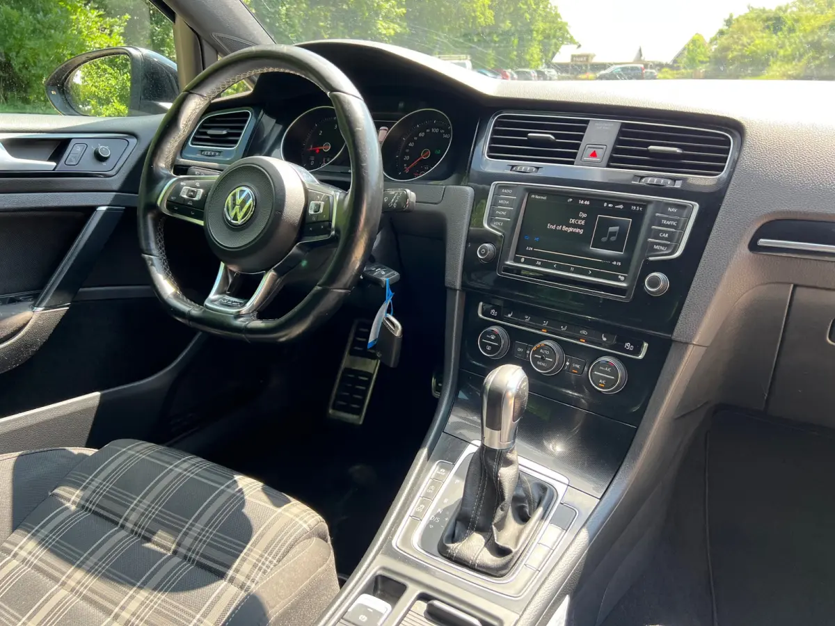 2.0 TDI GTD | Cruise + Clima + Navi + Soundbox