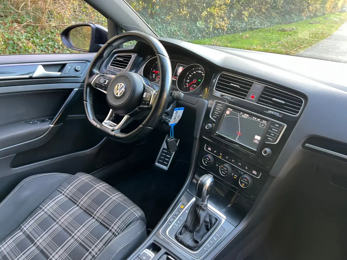 2.0 TDI GTD | Cruise + Clima + Navi + Soundbox