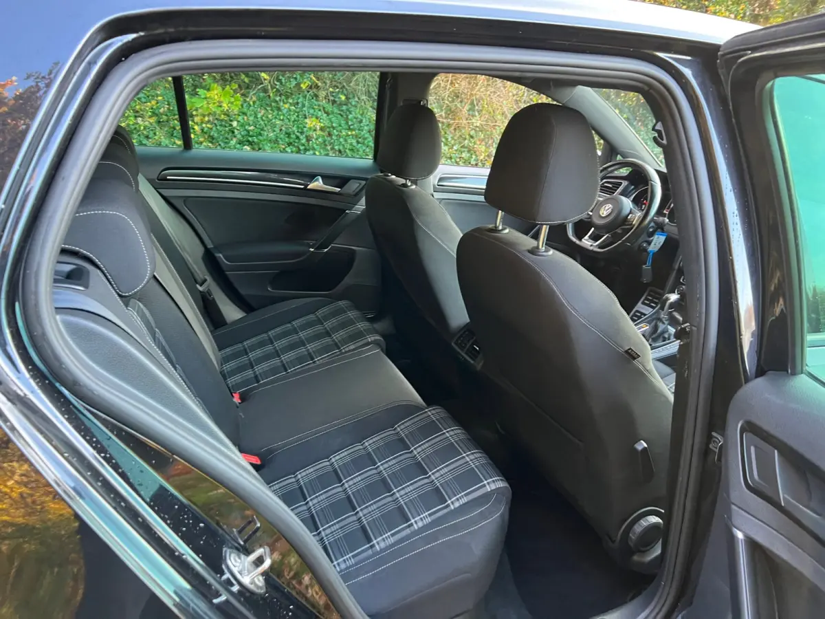 2.0 TDI GTD | Cruise + Clima + Navi + Soundbox