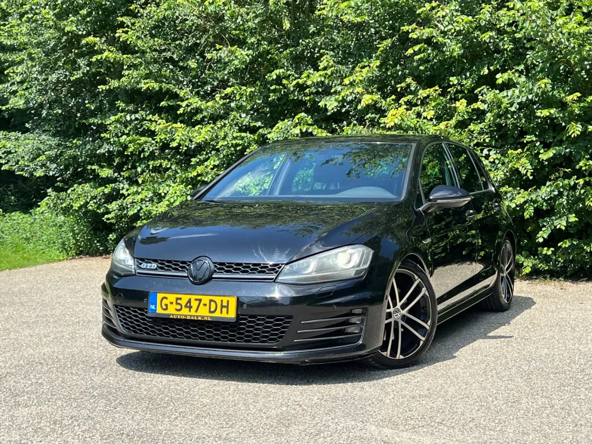 2.0 TDI GTD | Cruise + Clima + Navi + Soundbox