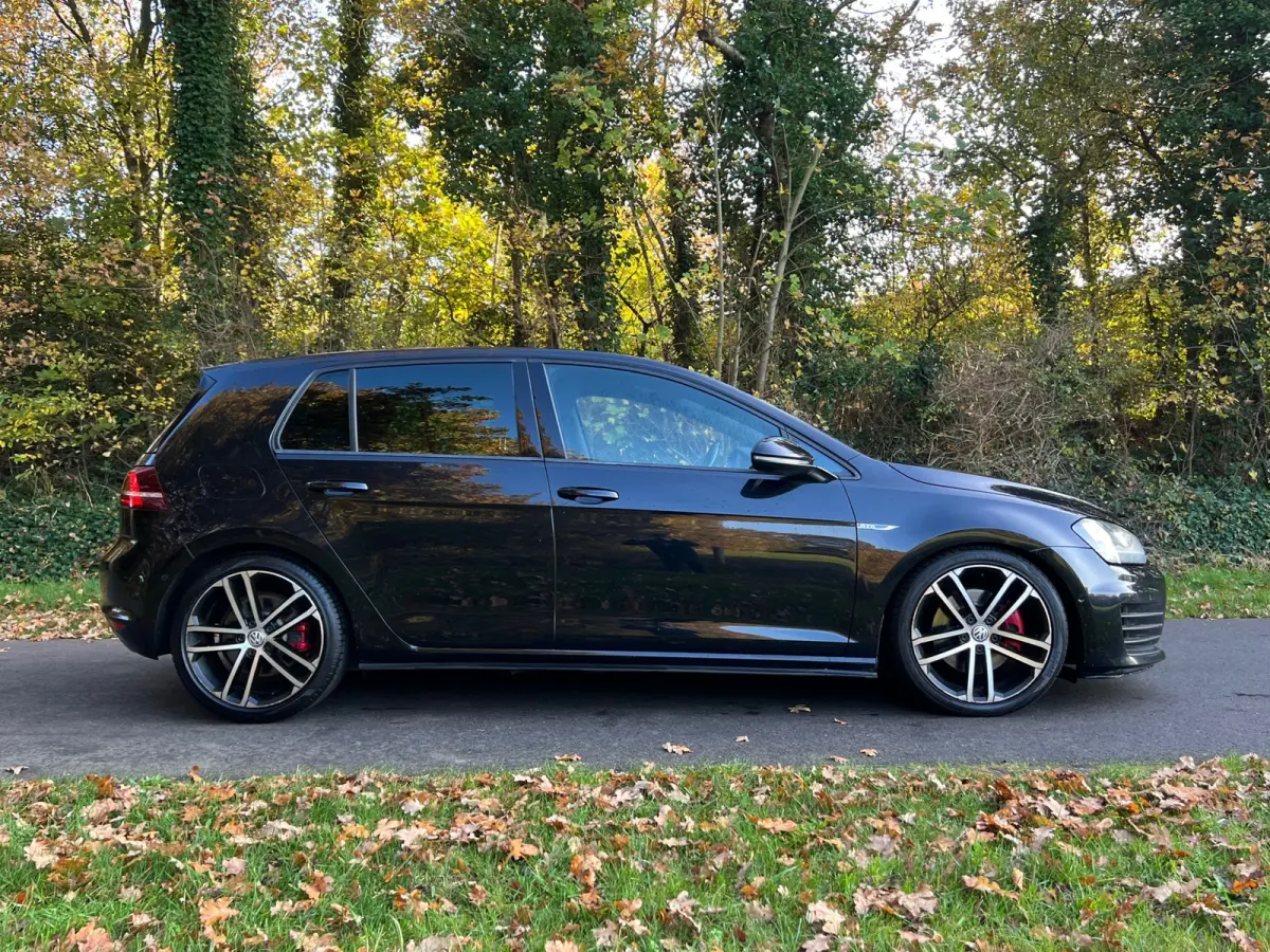 2.0 TDI GTD | Cruise + Clima + Navi + Soundbox