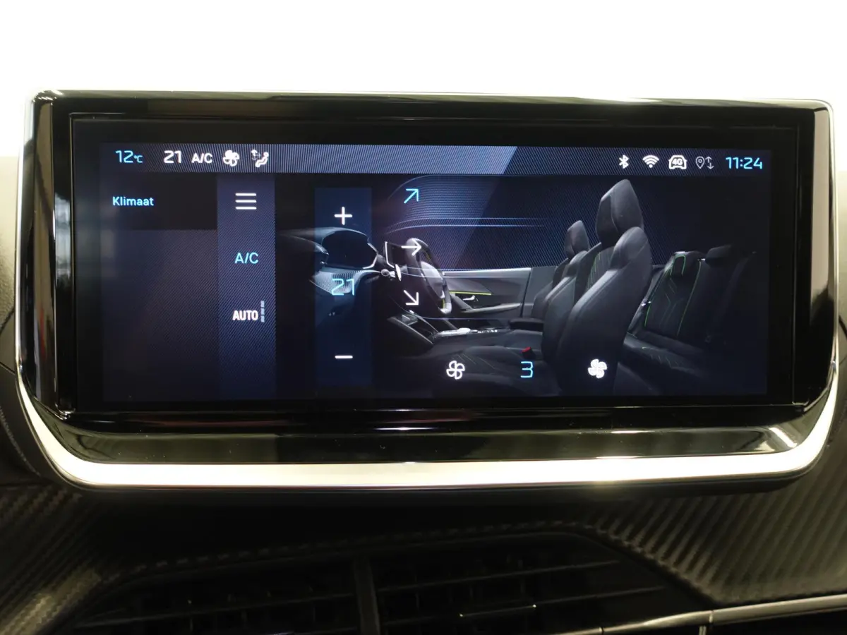 1.2 PureTech 130pk Automaat Allure | Navigatie | Apple Carplay/Android Auto | 360 camera | Parkeersensoren | Blind Spot Assist | Adaptive Cruise Control | Stoelverwarming | Getinte ramen | C
